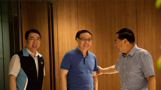 冯国勤、郑杨同志莅临聚量集团考察指导工作 