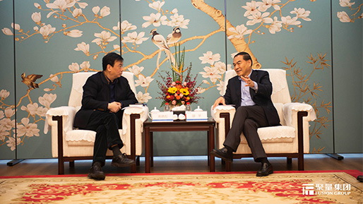 浦东新区人大常委会副主任高德彪一行莅临聚量集团调研考察